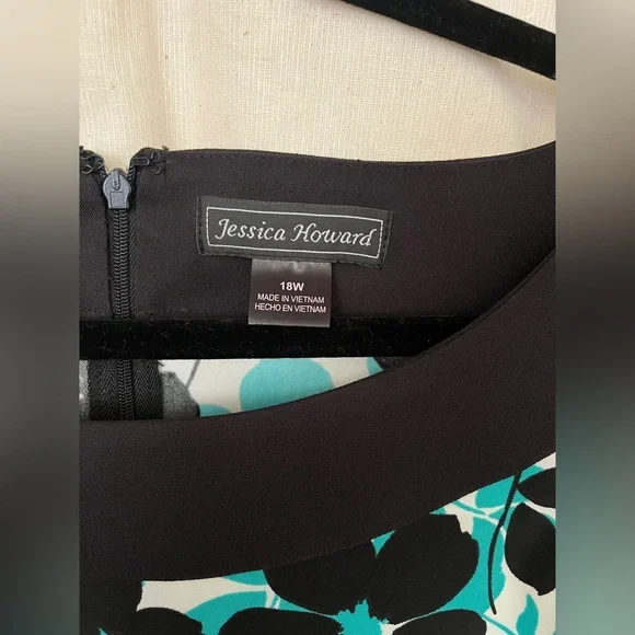 Jessica Howard Dress - Floral Print - Teal, Black and White - size 18W - Picture 7 of 15